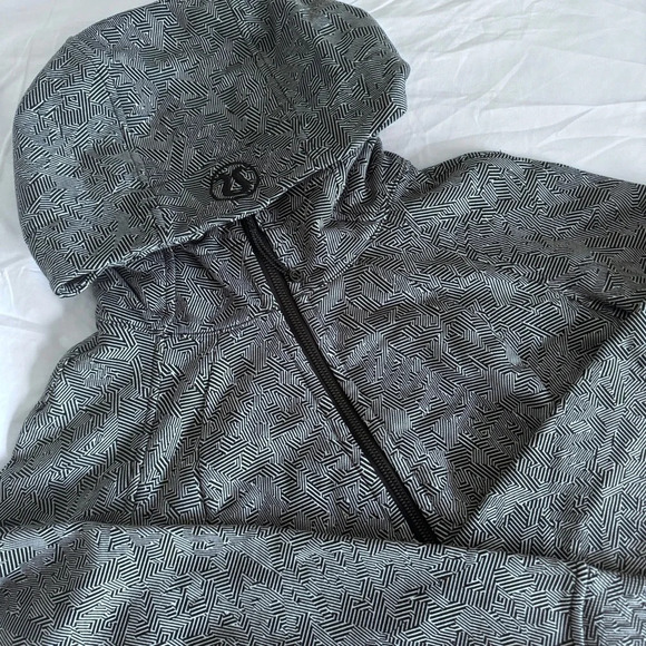 ππ€ Lululemon Scuba Full Zip Hoodie Seawheeze 2020 Illusionary Max Alpine White - Picture 2 of 15